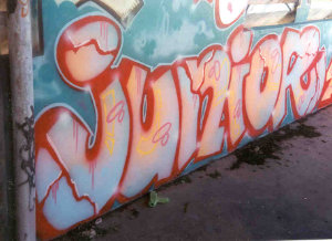 JUNIOR